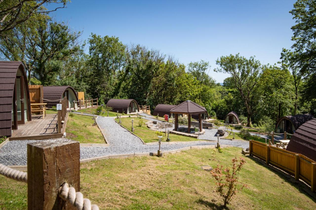 Pods At Broadway Villa Laugharne Exterior photo